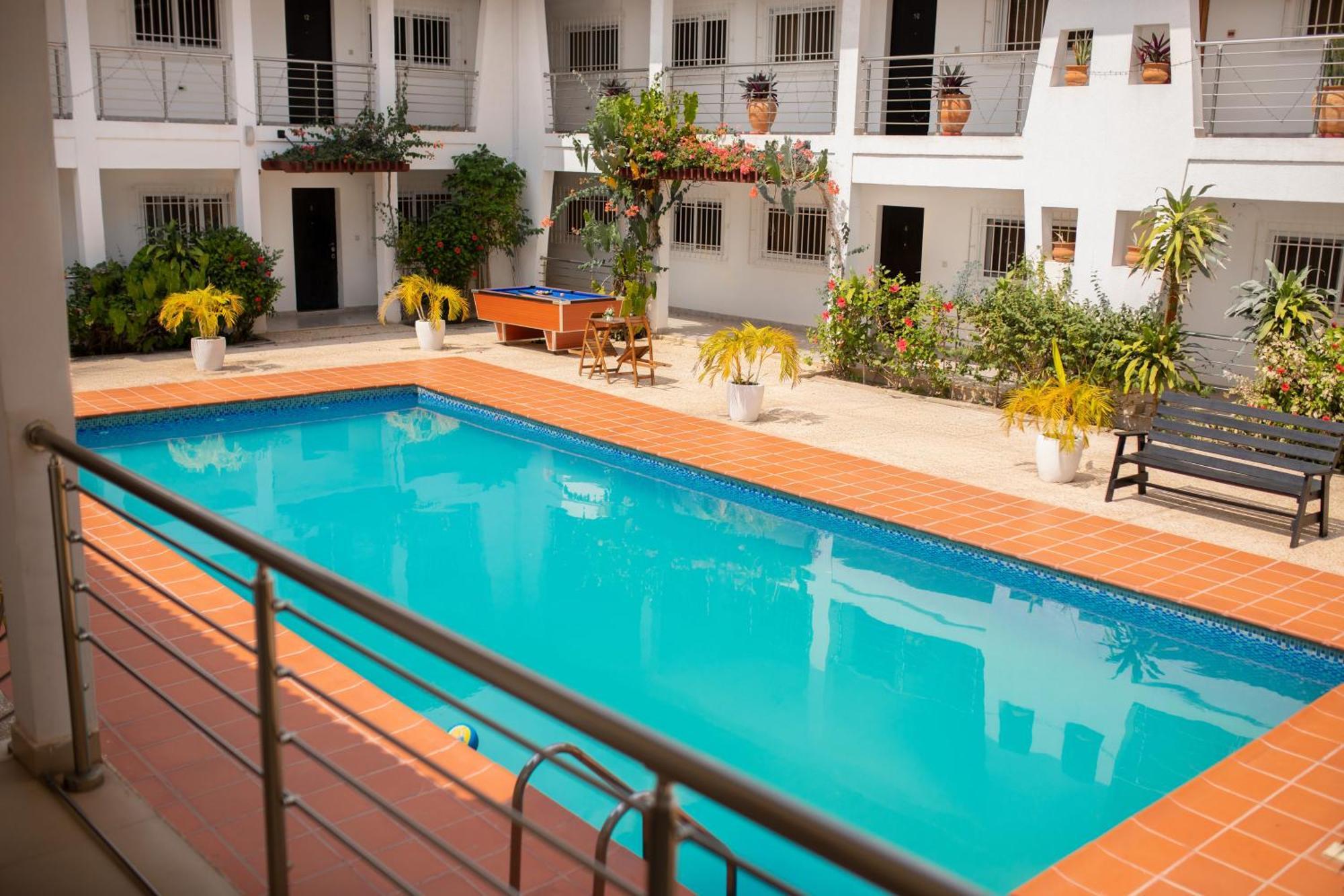 Bragha Apartments And Hotel Sekondi-Takoradi Zewnętrze zdjęcie